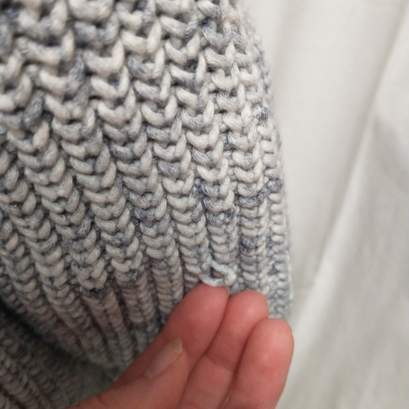 Medium J.Crew Sweater - Picture 8 of 8